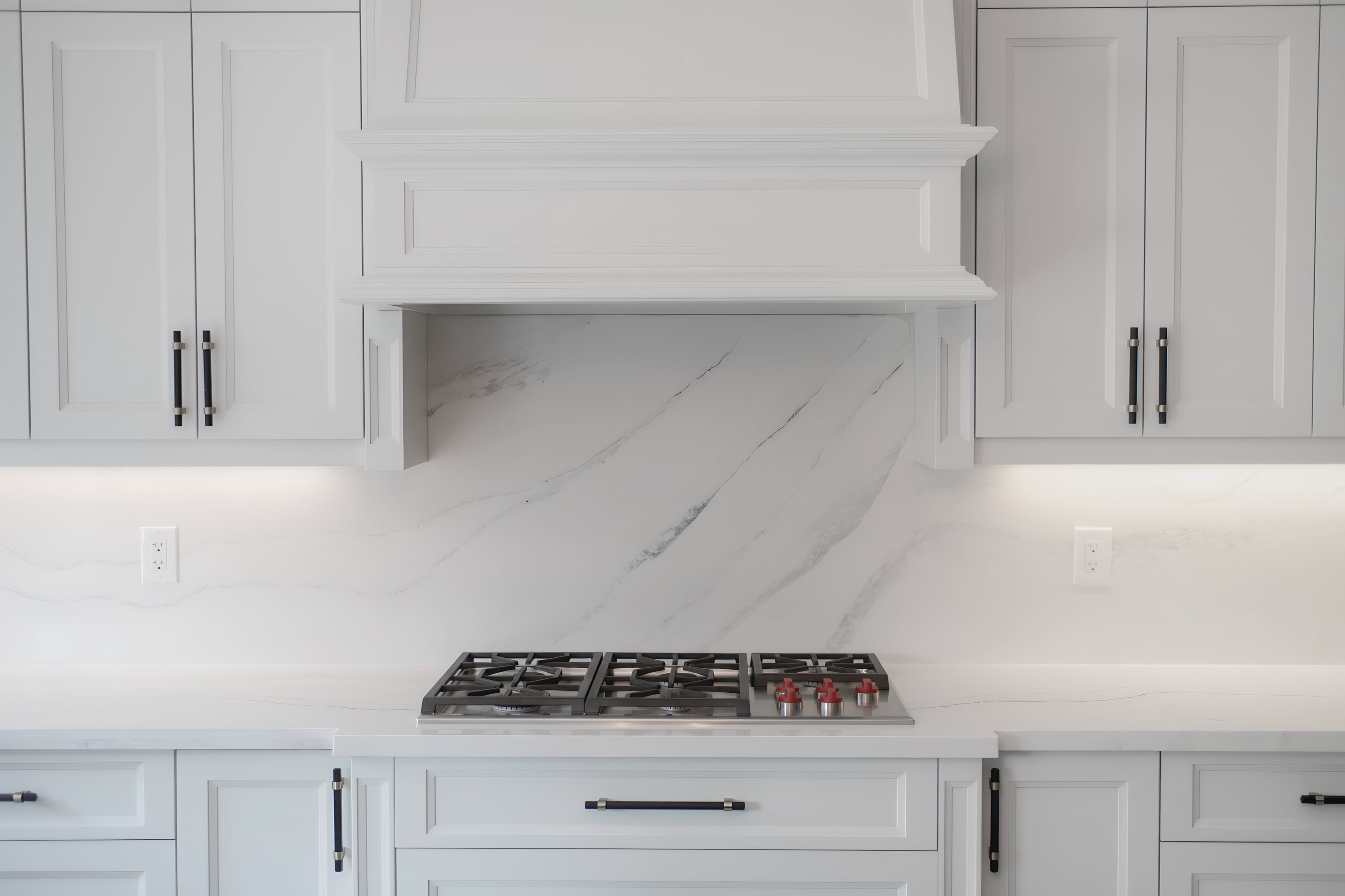 Amarone — Full Renovations interior design in Mississauga, ON by Theia Design Studio — photo 13