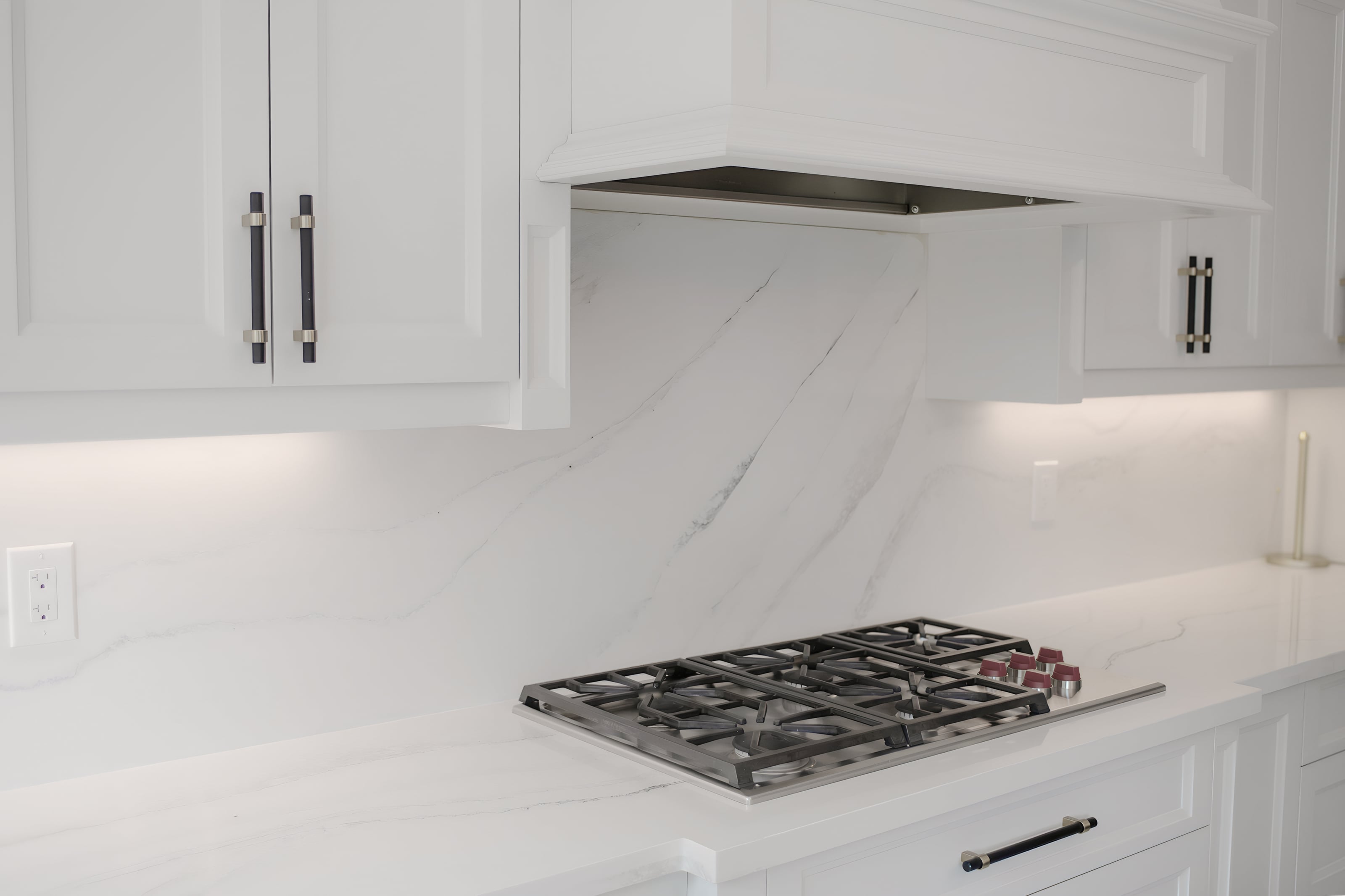 Amarone — Full Renovations interior design in Mississauga, ON by Theia Design Studio — photo 11