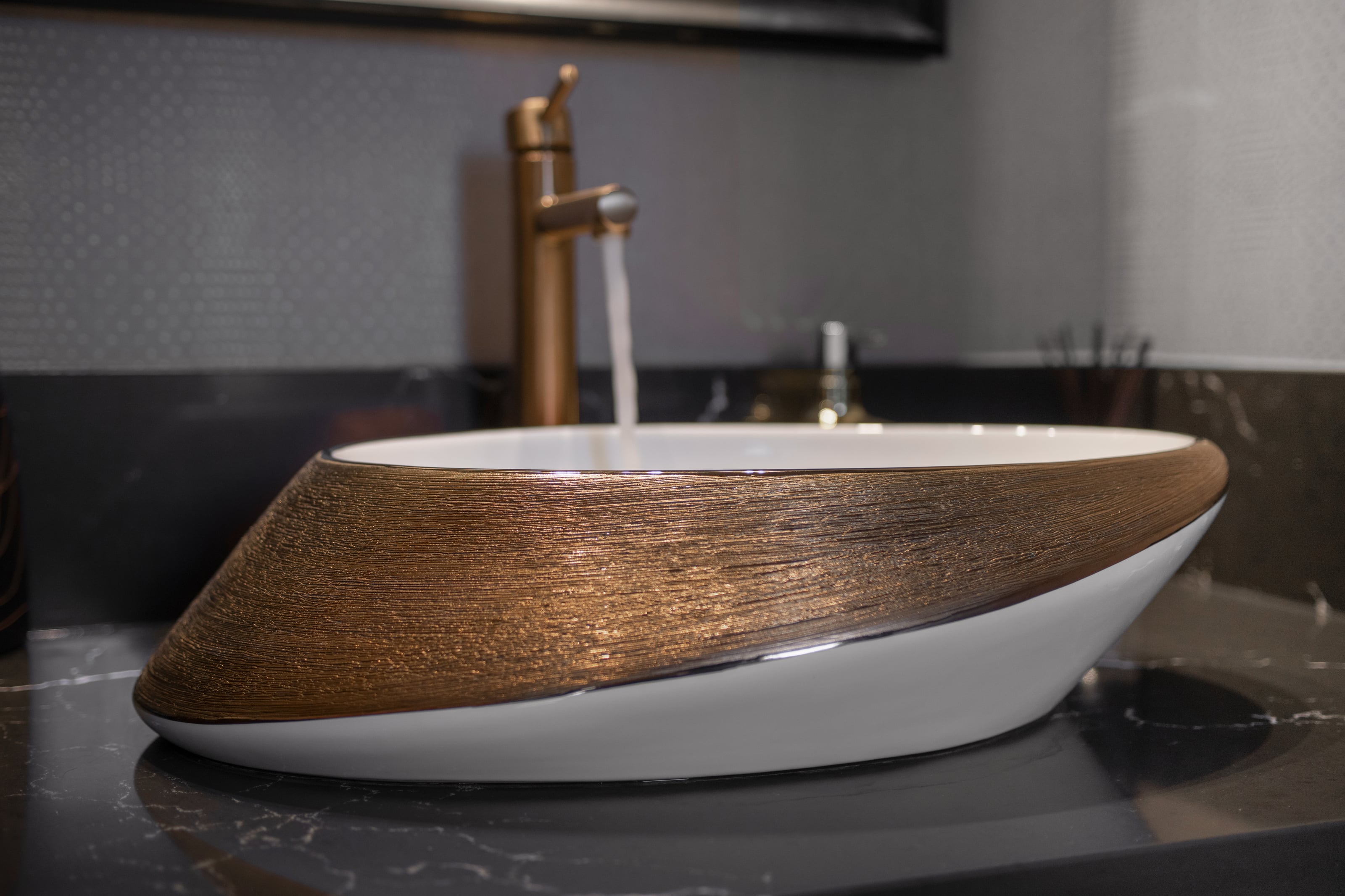 Amarone — Full Renovations interior design in Mississauga, ON by Theia Design Studio — photo 21