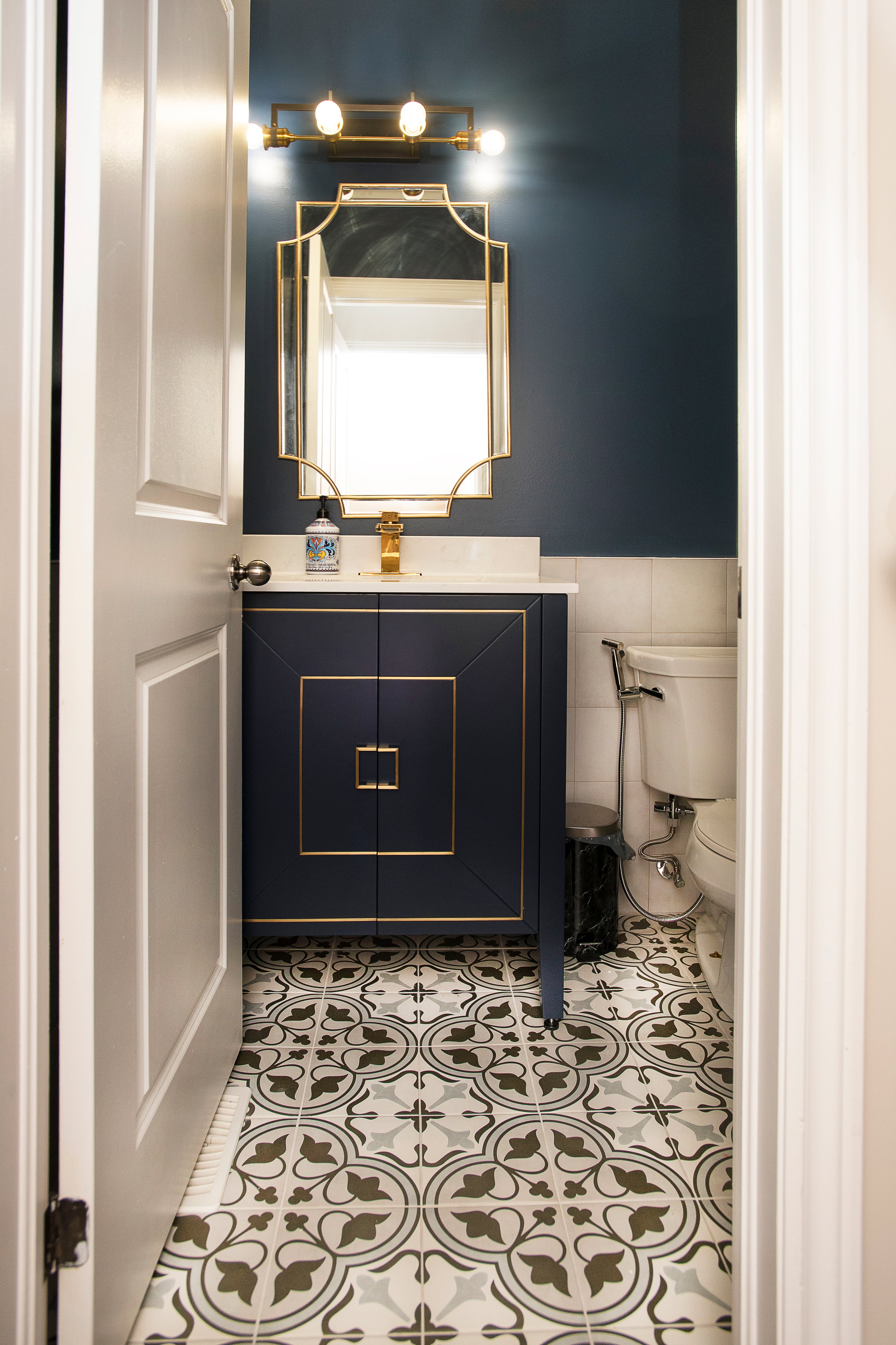 DeGrey — Full Renovations interior design in Brampton, ON by Theia Design Studio — photo 17