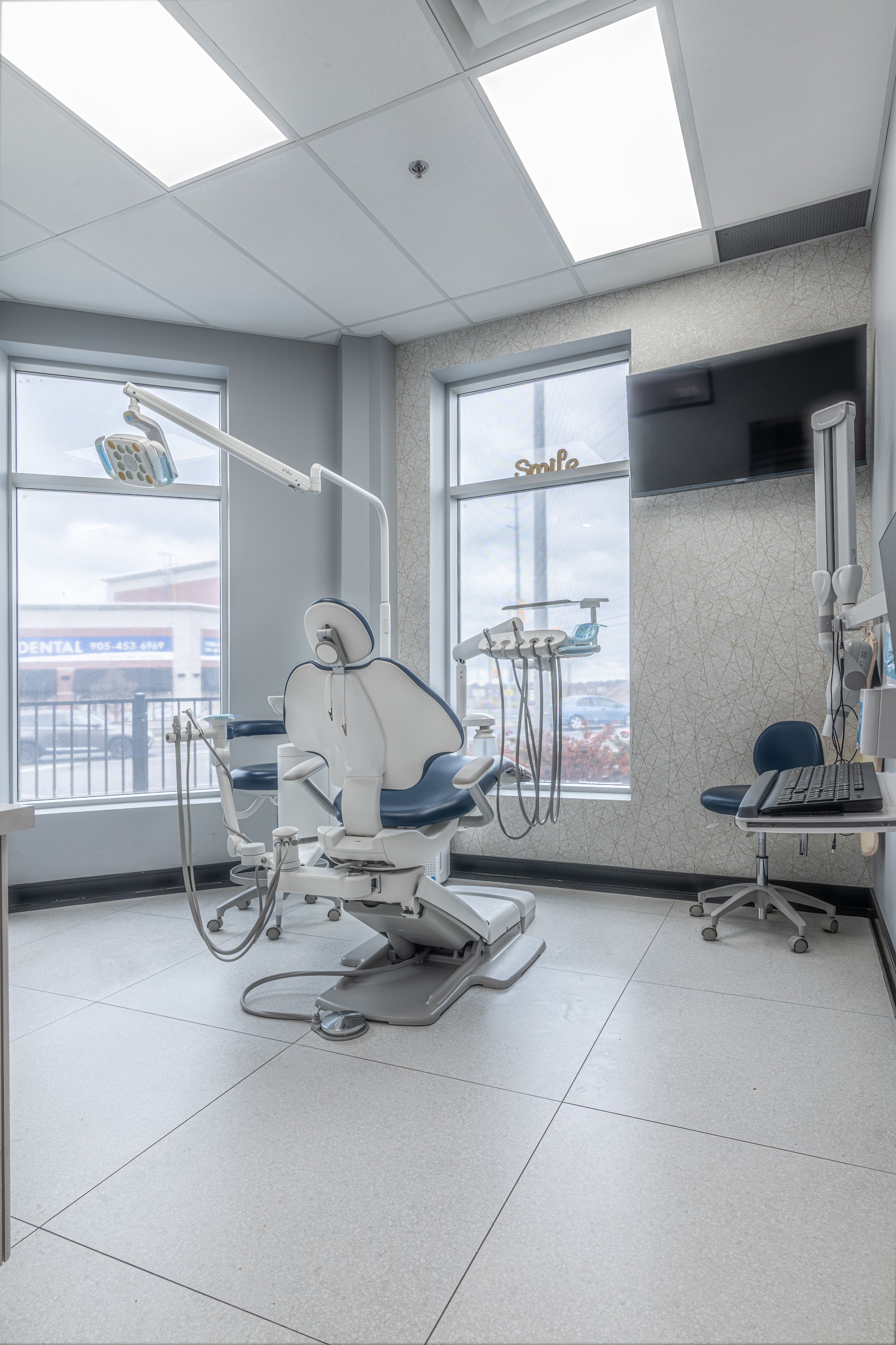 Dental Clinic — Clinics interior design in Brampton, ON by Theia Design Studio — photo 9