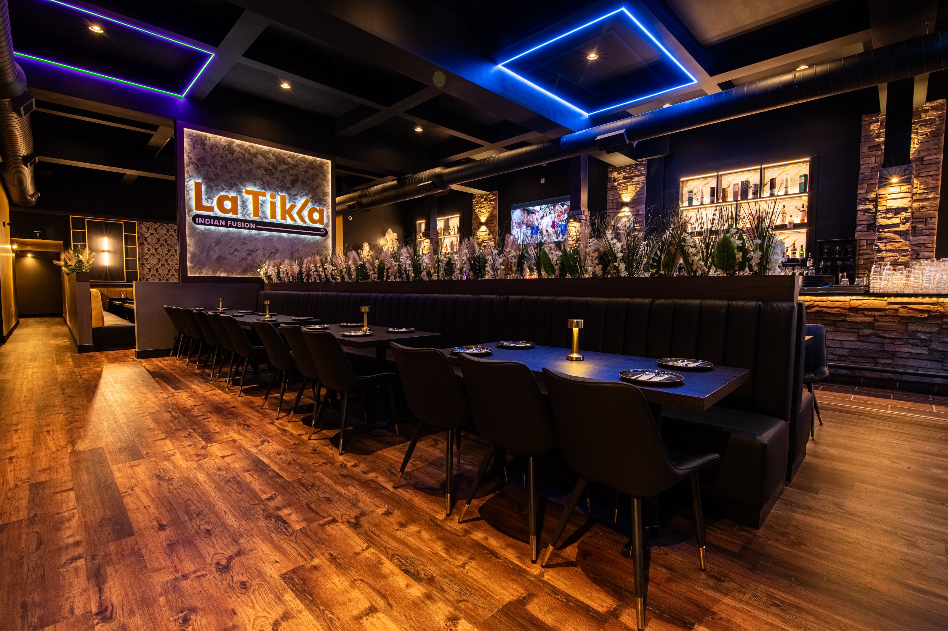 LA TIKKA HAMILTON — Restaurants interior design in Hamilton ON by Theia Design Studio — photo 3