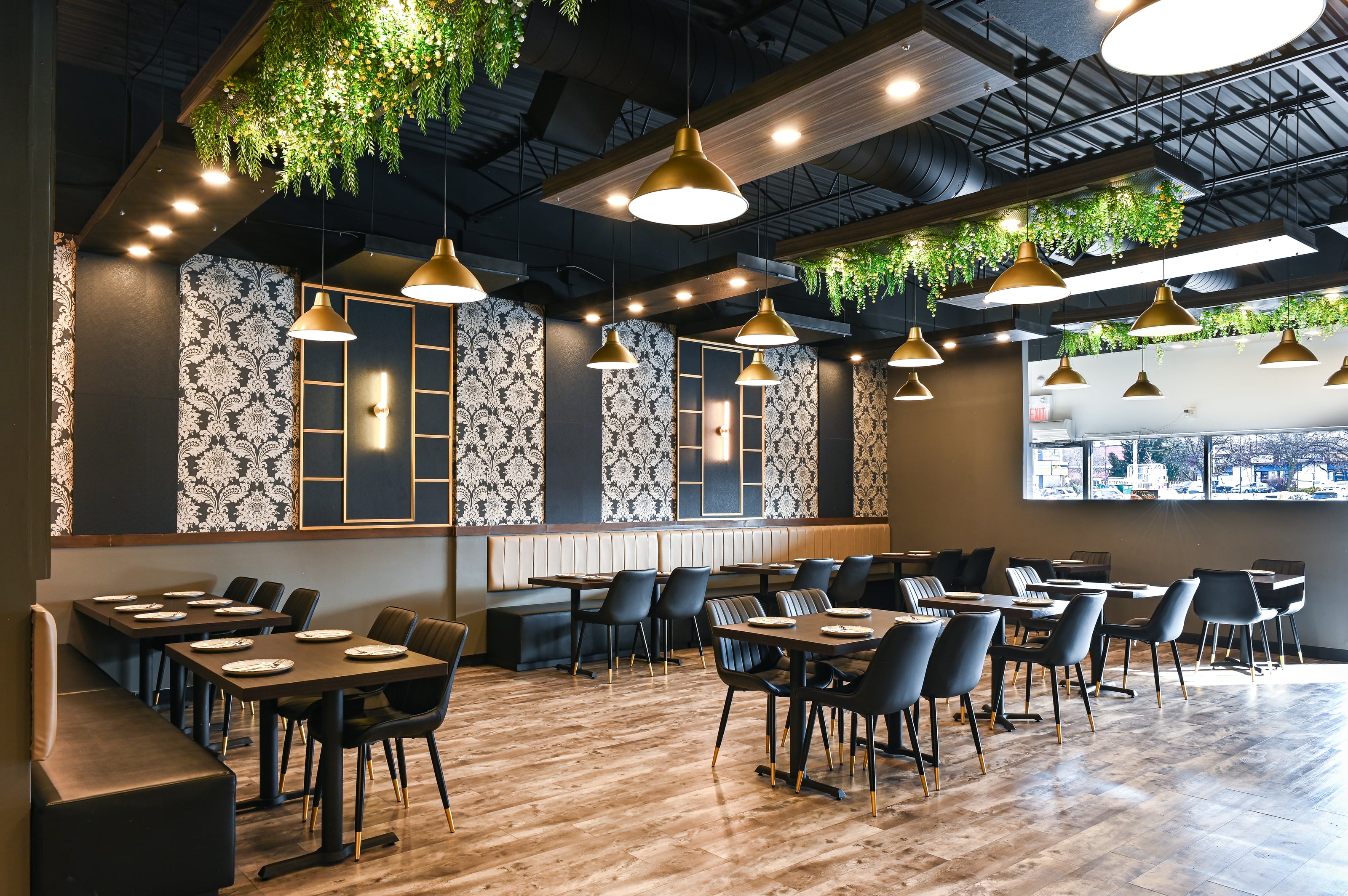 La Tikka — Restaurants interior design in Kitchener, ON by Theia Design Studio — photo 7