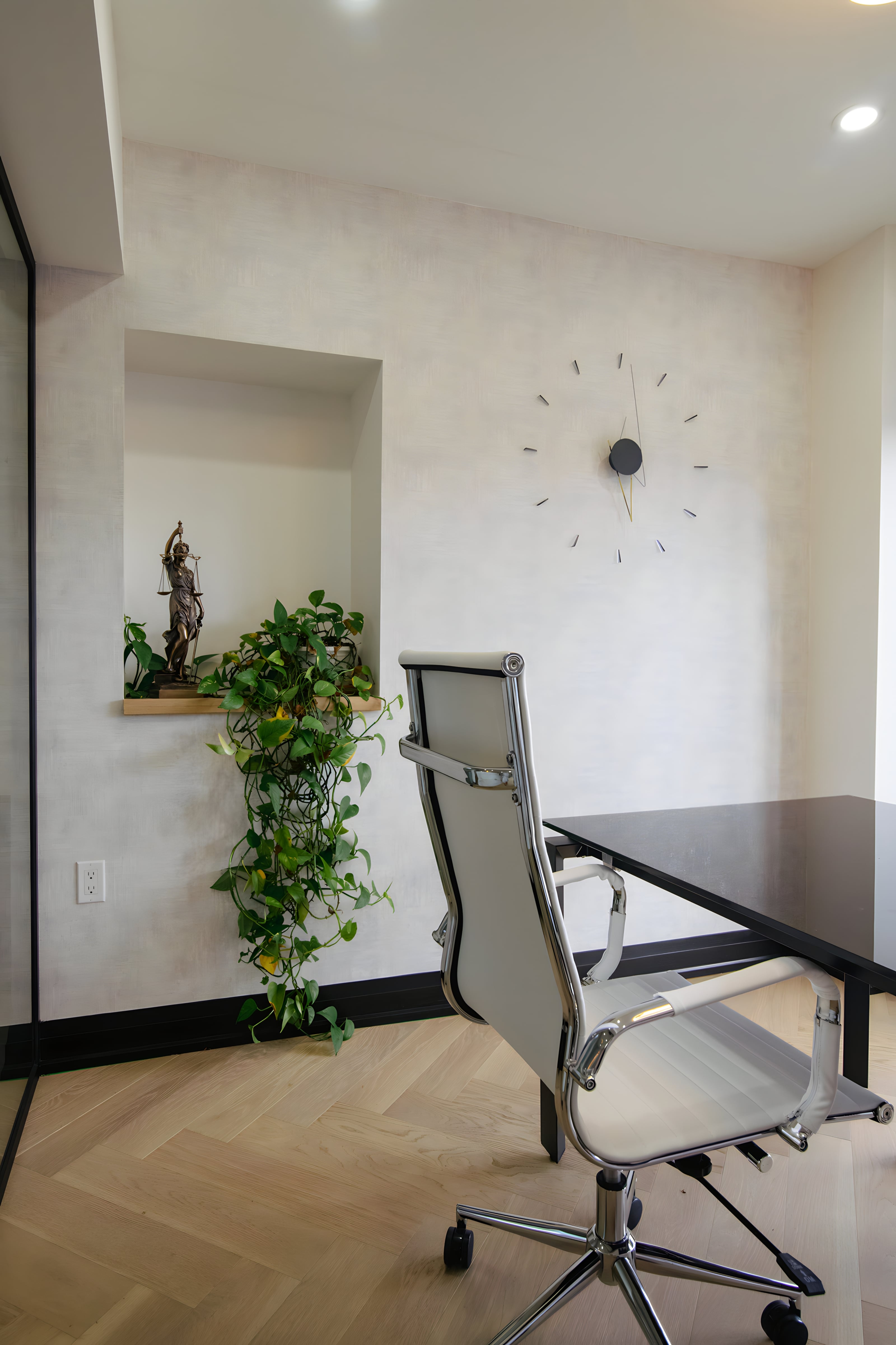 UL Lawyers — Office Design interior design in Burlington, ON by Theia Design Studio — photo 7