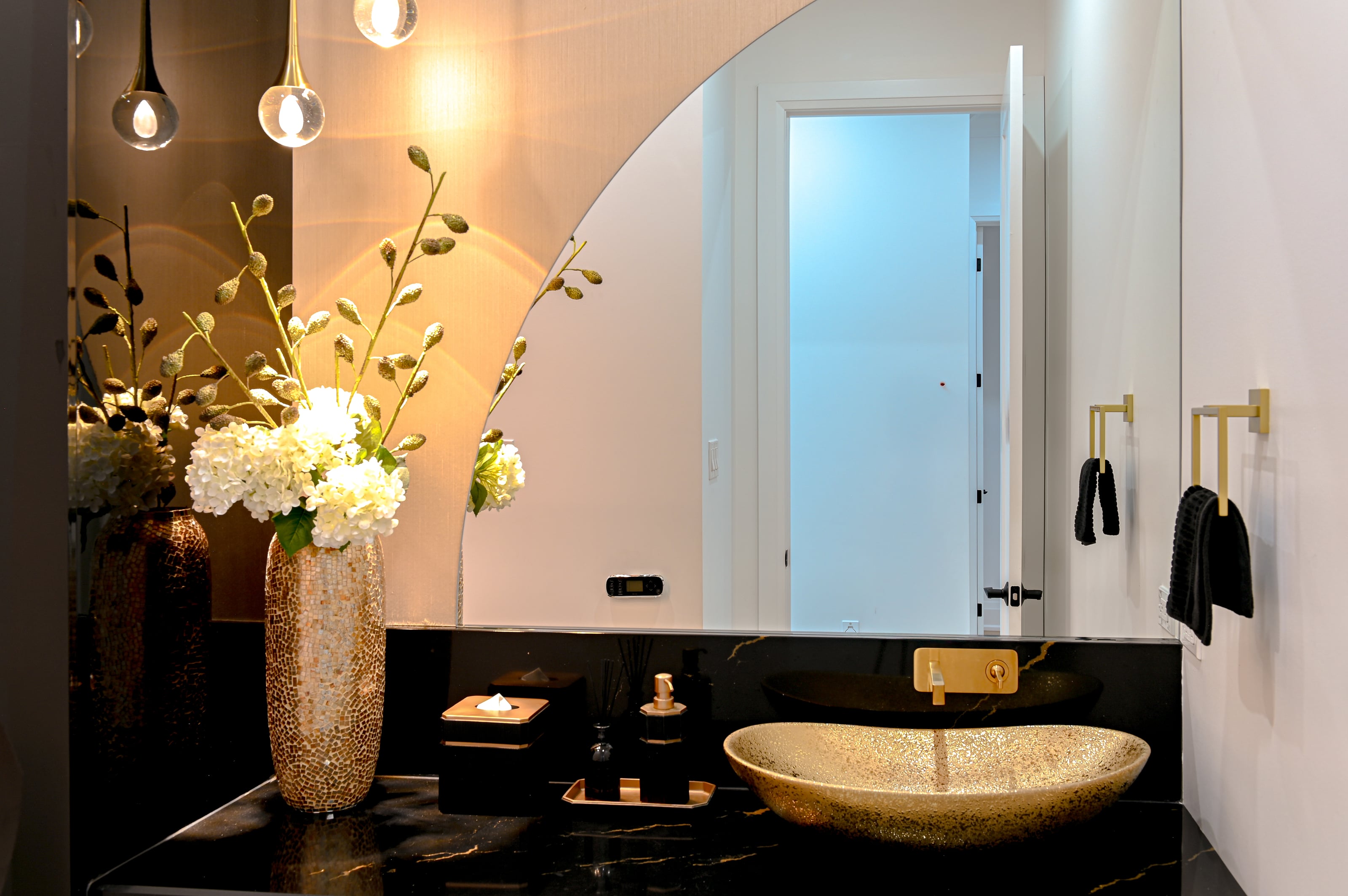 Fanshawe — Custom Homes interior design in London, ON by Theia Design Studio — photo 16