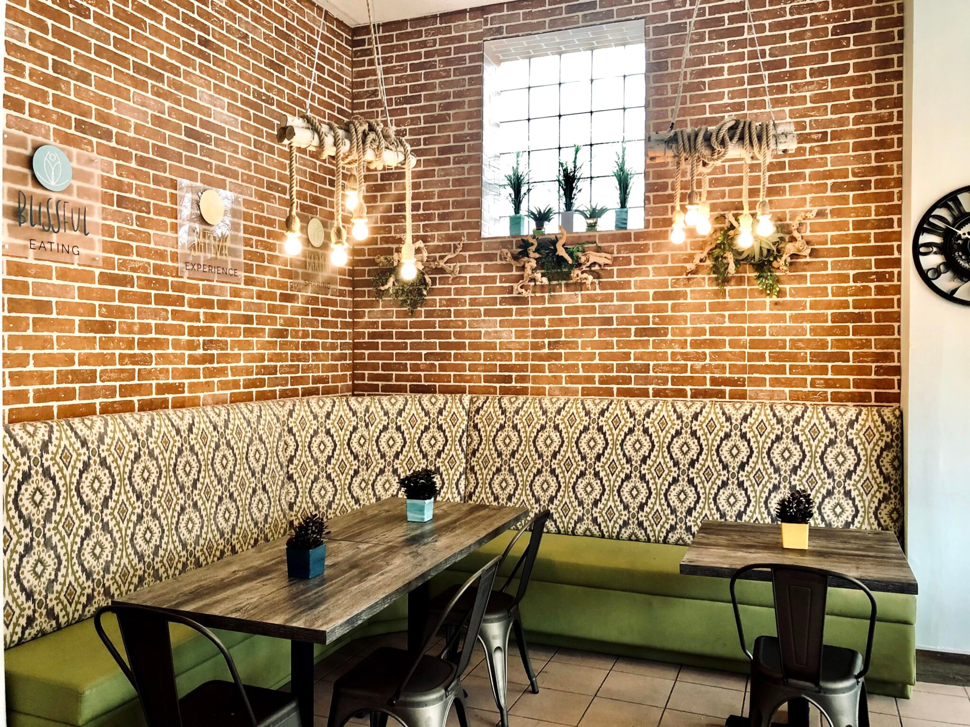 Sookham — Restaurants interior design in Hamilton, ON by Theia Design Studio — photo 4