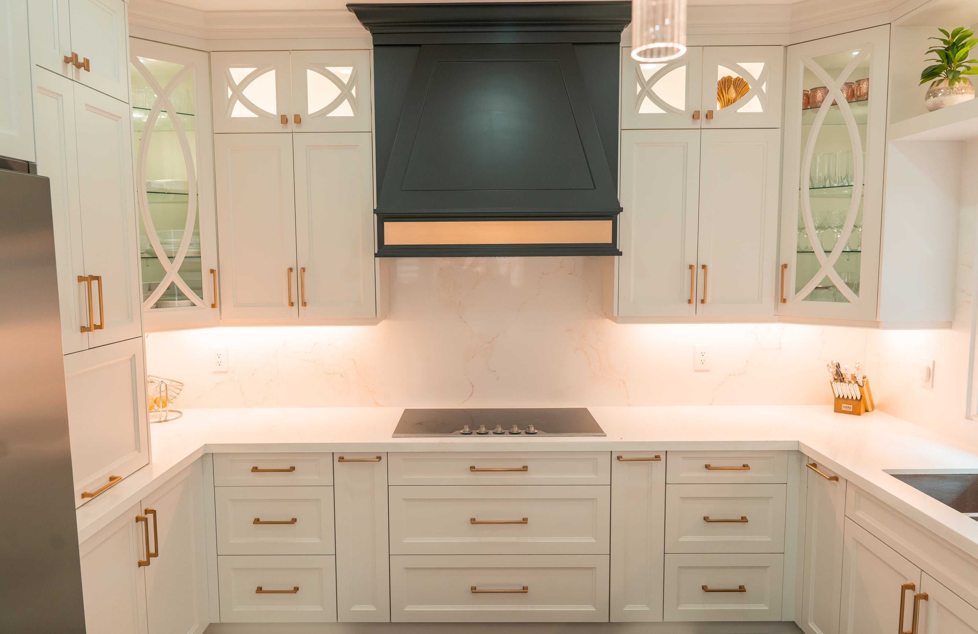 Vanscott Residence — Full Renovations interior design in Brampton, ON by Theia Design Studio — photo 6