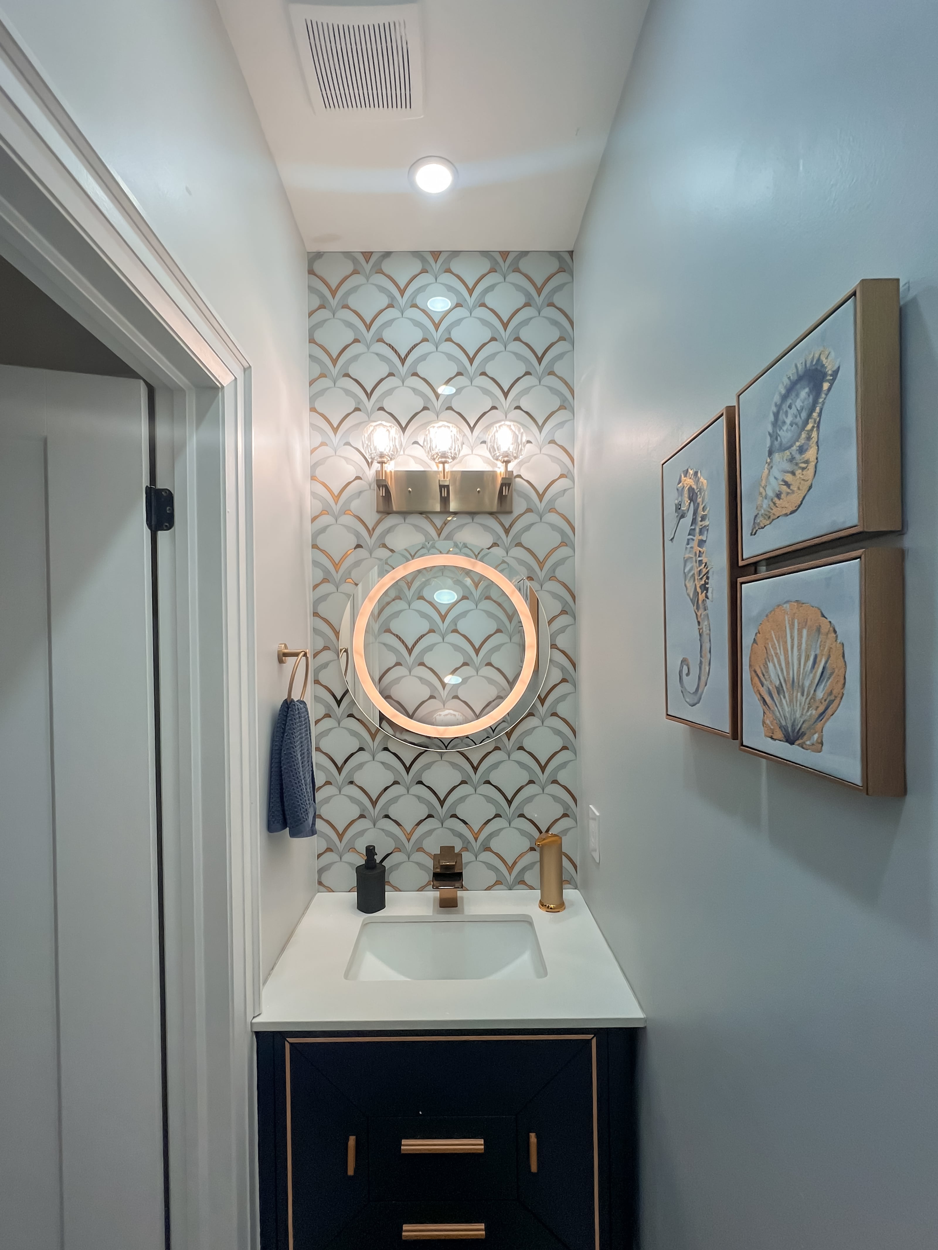 Vanscott Residence — Full Renovations interior design in Brampton, ON by Theia Design Studio — photo 11