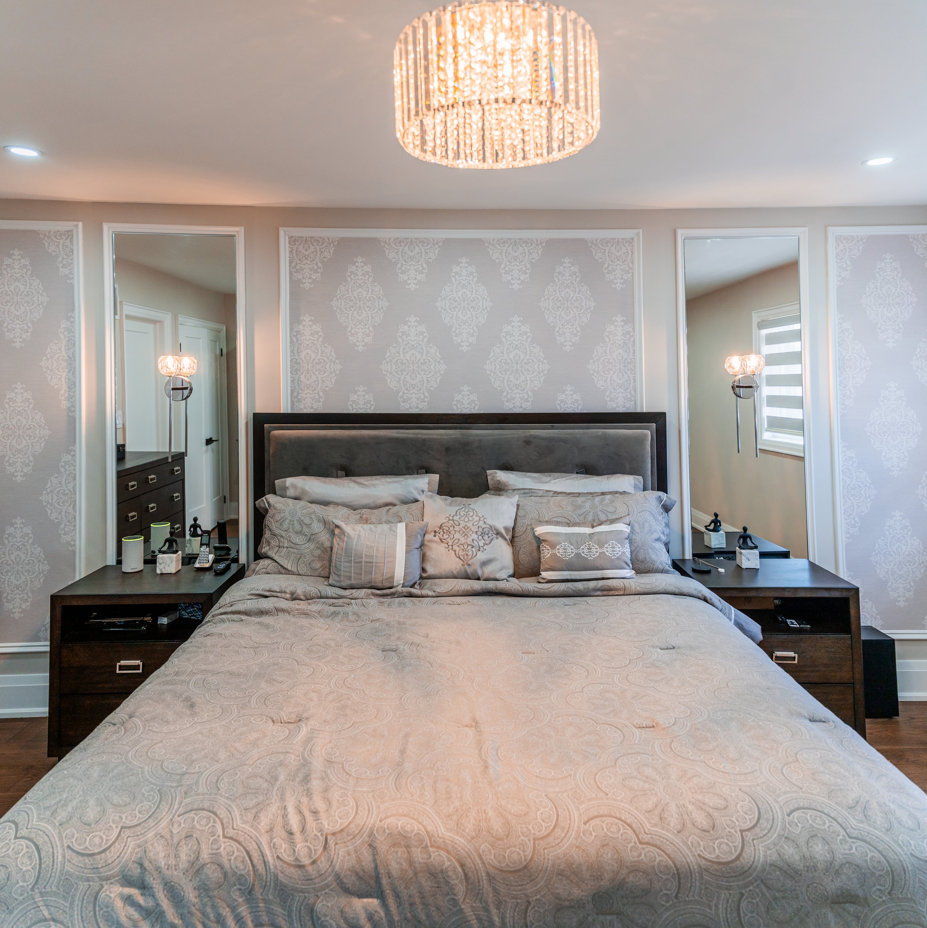 Vanscott Residence — Full Renovations interior design in Brampton, ON by Theia Design Studio — photo 18